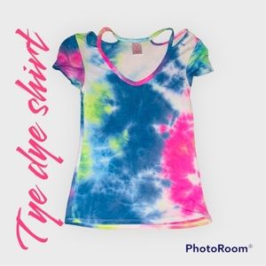 Tie Dye XS-1 No Boundaries T-Shirt Off the Shoulder with Tank Strings.